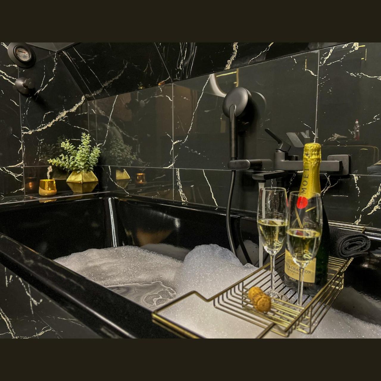 Apartment Noir No 7 Holzminden Ngoại thất bức ảnh